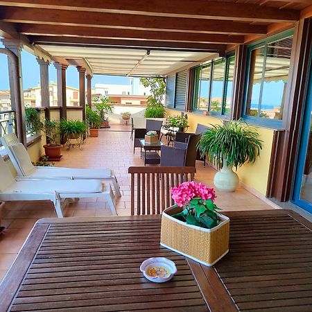"Appartamento Del Mare Gliaca" Con Vista Isole Eolie,Ampia Terrazza,Wifi E Parcheggio Privato Gratuito Piraino Bagian luar foto
