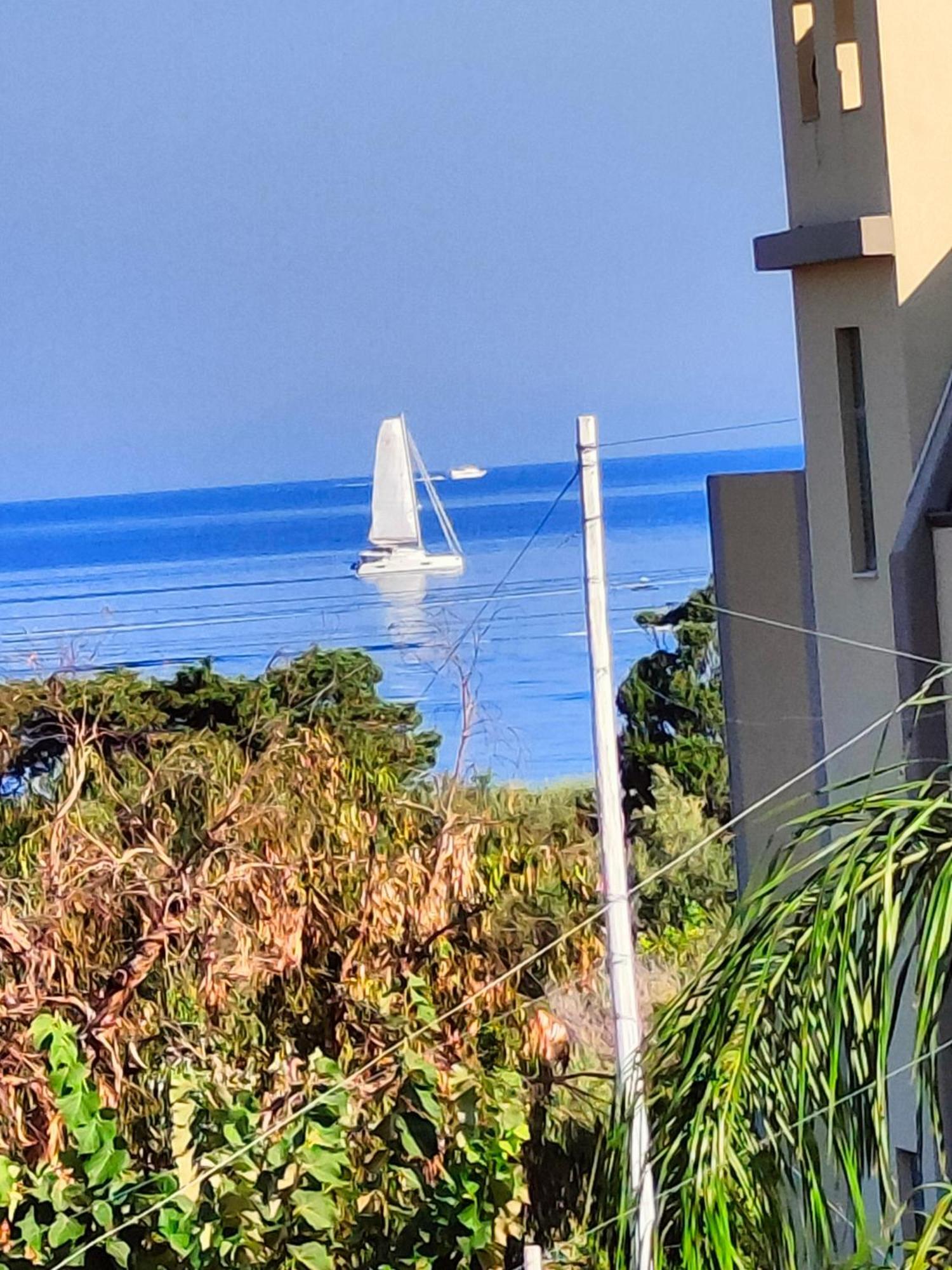 "Appartamento Del Mare Gliaca" Con Vista Isole Eolie,Ampia Terrazza,Wifi E Parcheggio Privato Gratuito Piraino Bagian luar foto